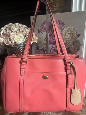 🌸 COACH Peyton Leather Jordan Double Zip Carryall in Coral (#F25669) 🌸